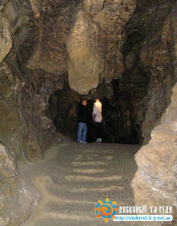 Печера в Кривче